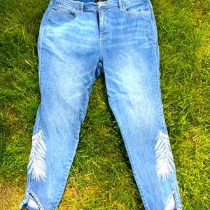 Guiliana Jeans Summer Palm Pattern